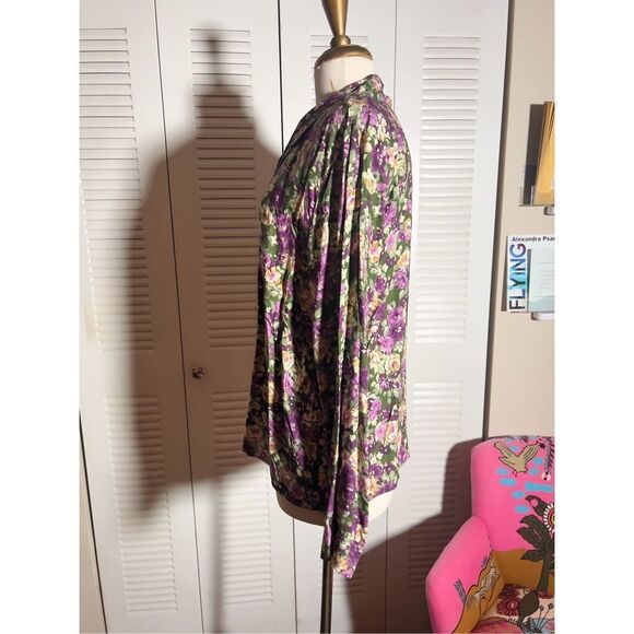 Ornamentation | Women’s | Blouse | Size 16 | Colorful Dark Floral Button Down To - Picture 3 of 6